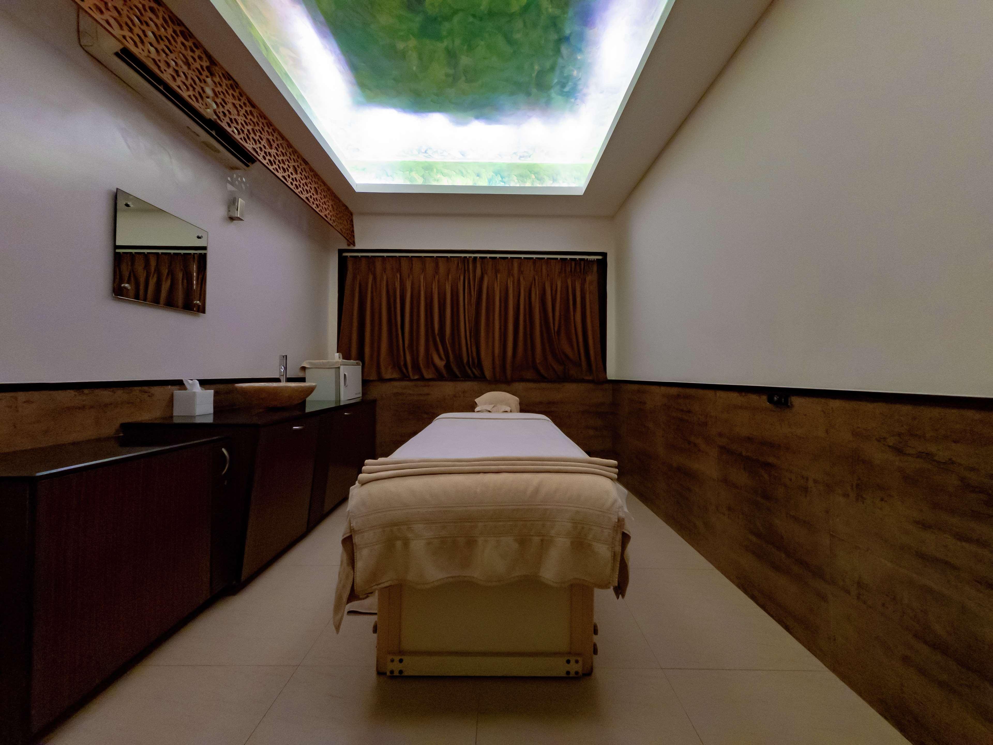 Doubletree By Hilton Hotel Goa - Arpora - Baga Exterior photo